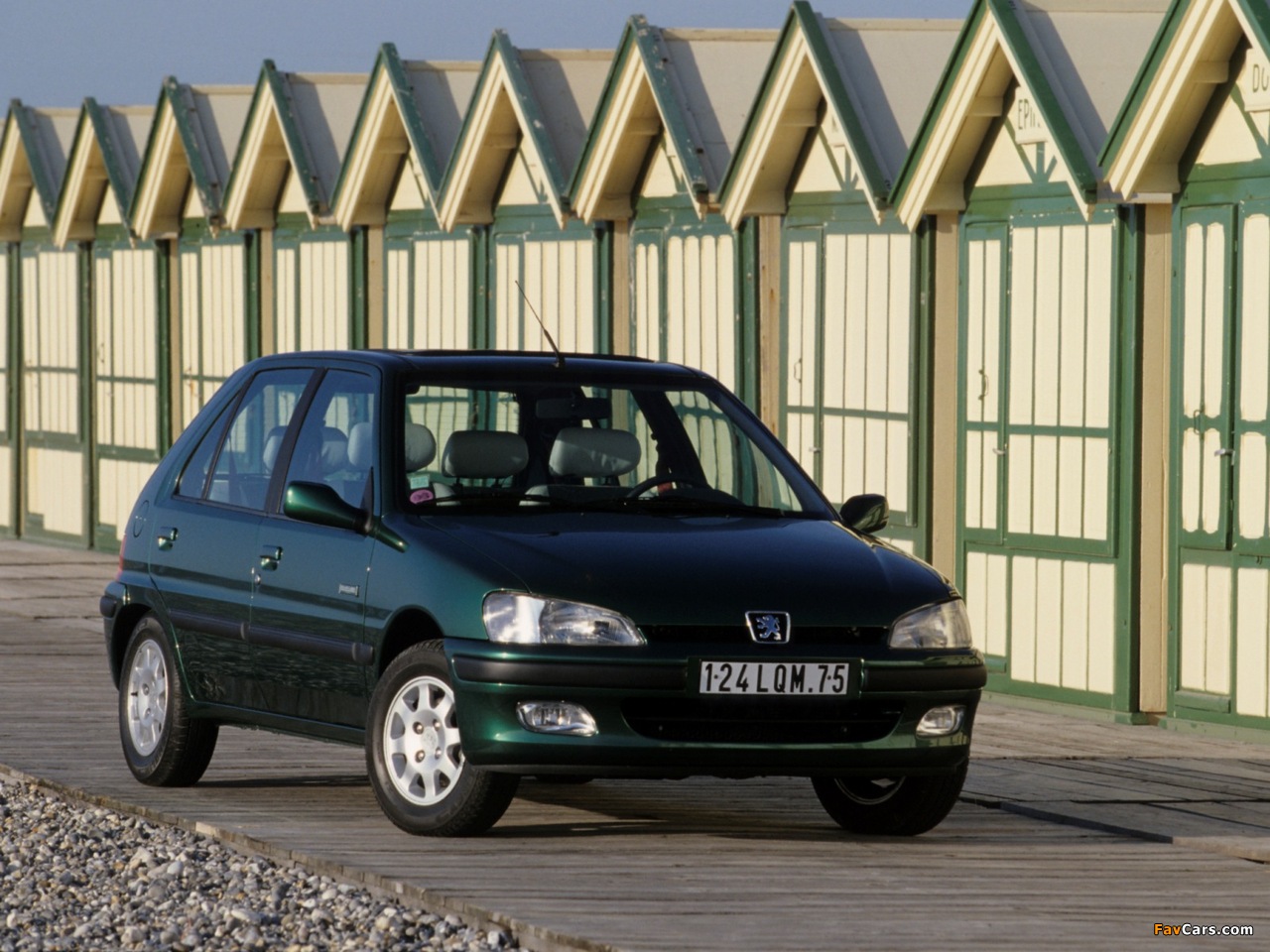 Peugeot 106 Roland Garros 5-door 1996 wallpapers (1280 x 960)