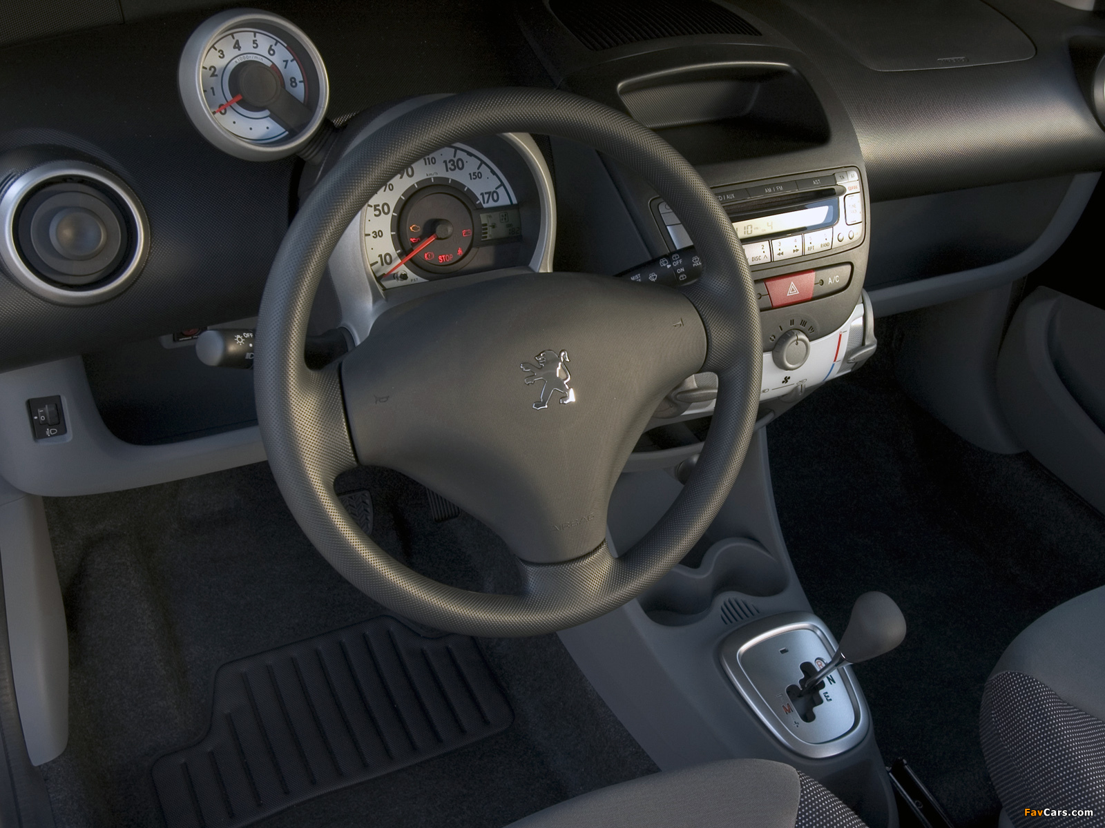 Images of Peugeot 107 5-door 2005–08 (1600 x 1200)