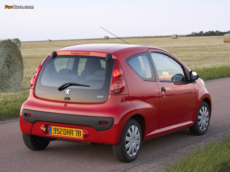 Images of Peugeot 107 3-door 2005–08 (800 x 600)