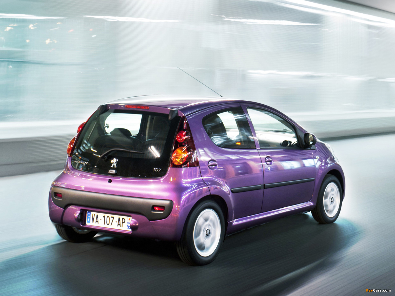 Images of Peugeot 107 5-door 2012 (1600 x 1200)