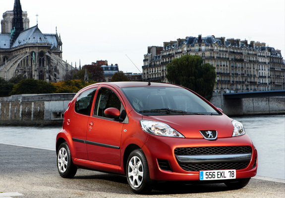 Peugeot 107 5-door 2008–12 images