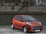 Peugeot 107 5-door 2008–12 pictures