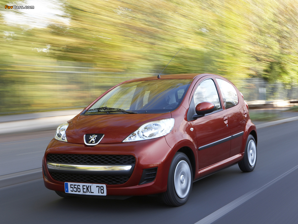 Peugeot 107 5-door 2008–12 wallpapers (1024 x 768)