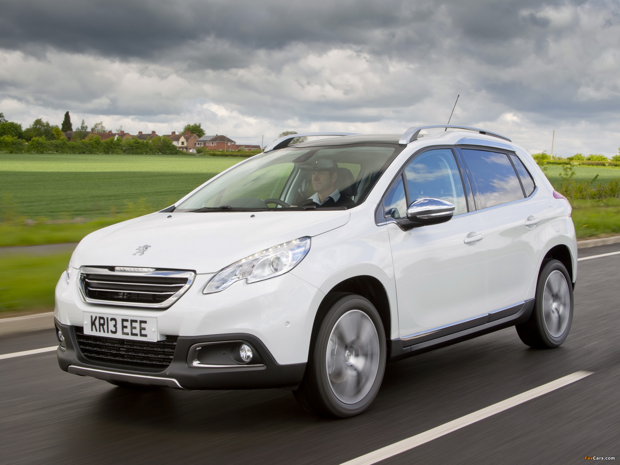 Peugeot 2008 UK-spec 2013 images (2048 x 1536)