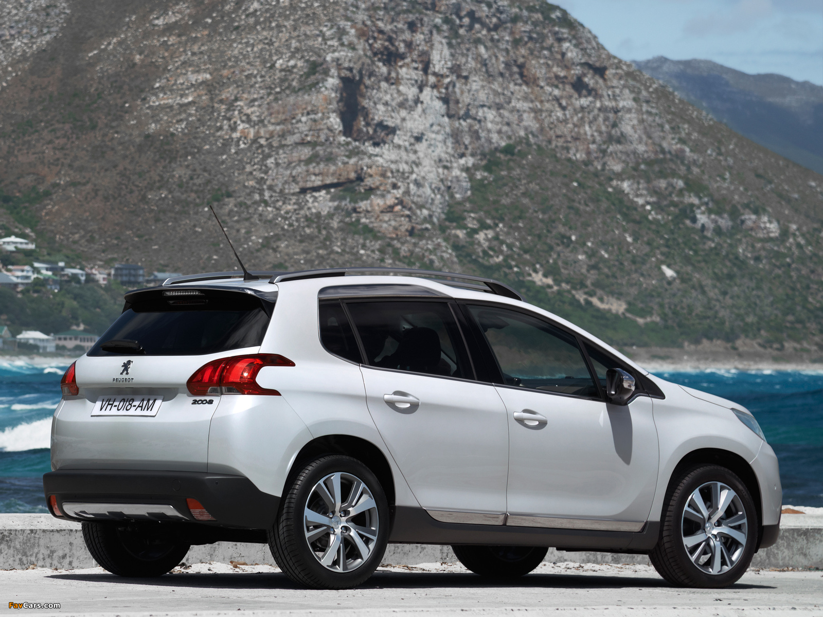 Peugeot 2008 2013 photos (1600 x 1200)