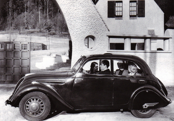 Peugeot 202 Berline 1938–49 images