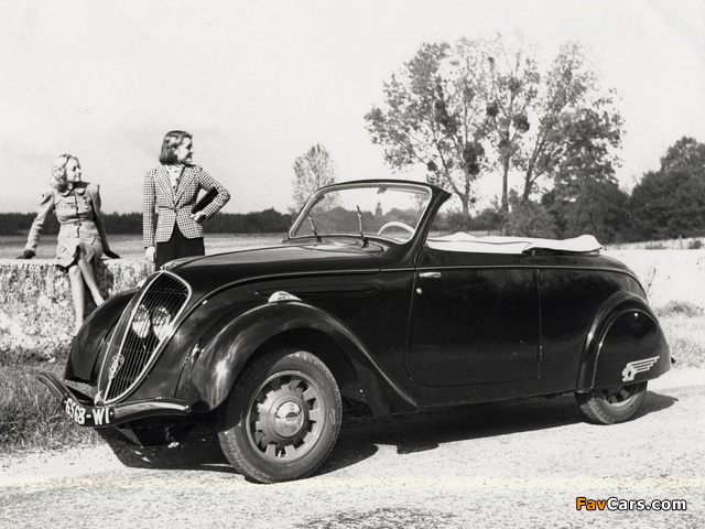 Photos of Peugeot 202 Cabriolet D2 1938–49 (640 x 480)