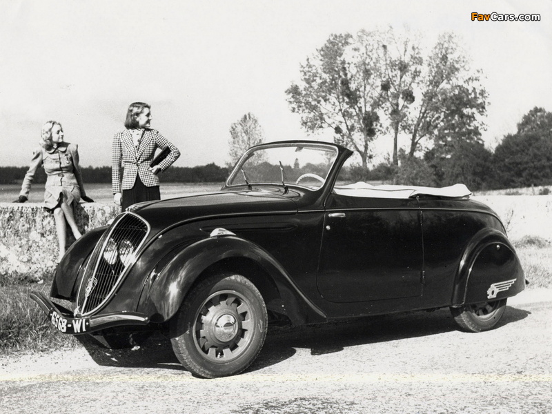 Photos of Peugeot 202 Cabriolet D2 1938–49 (800 x 600)