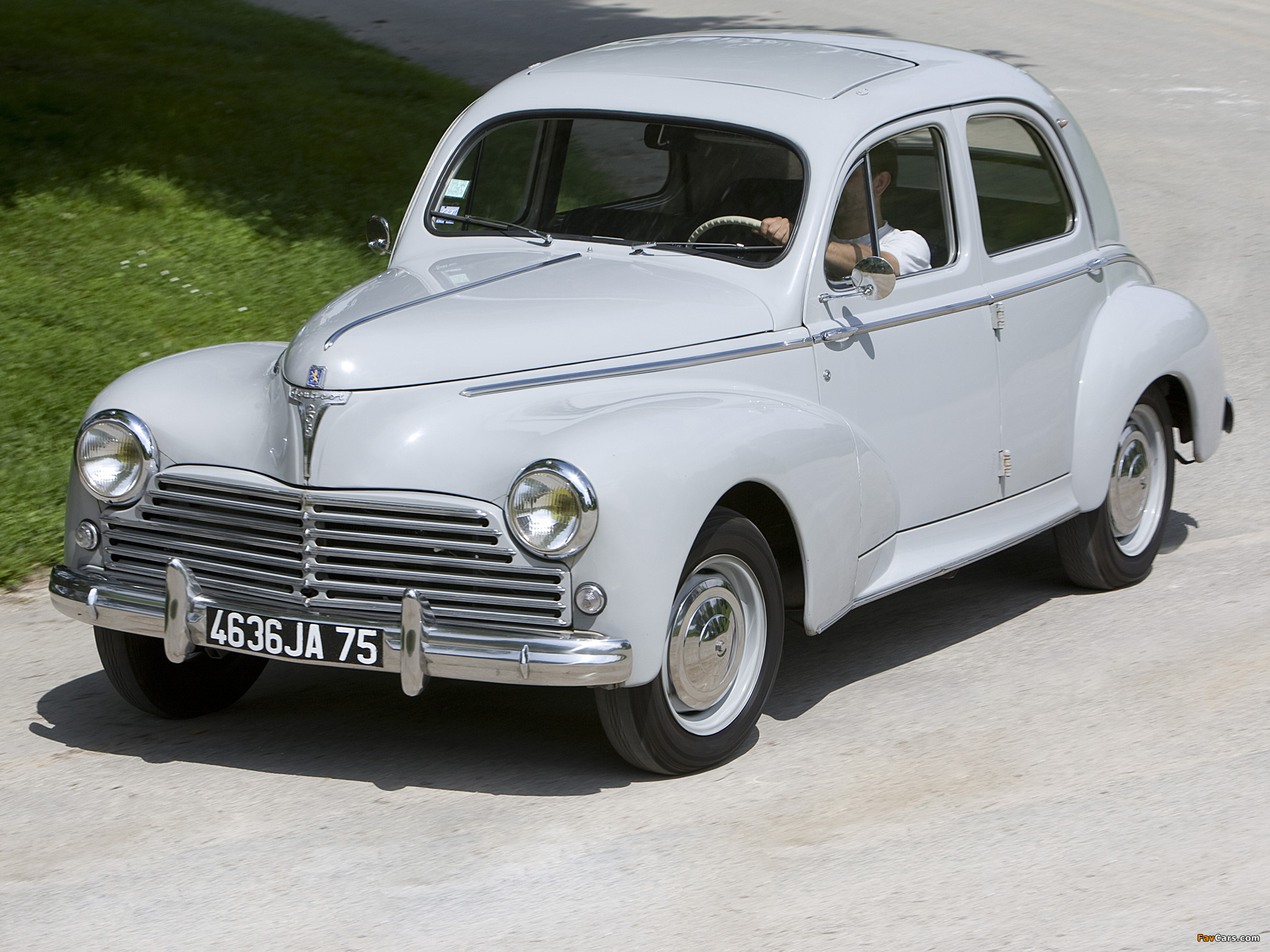 Photos of Peugeot 203 1948–60 (2048 x 1536)