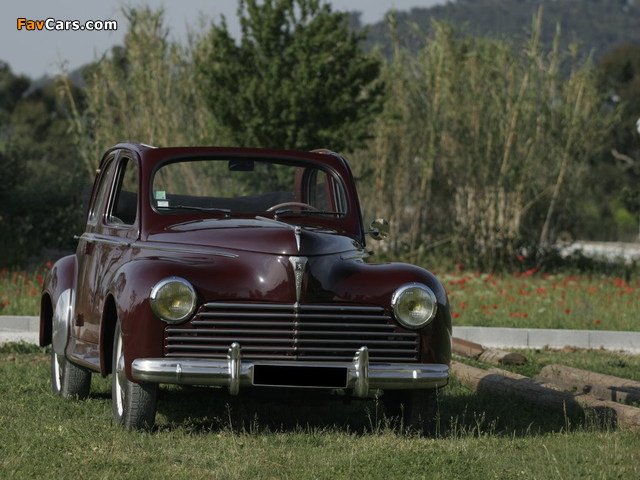 Peugeot 203 Decouvrable 1951 wallpapers (640 x 480)