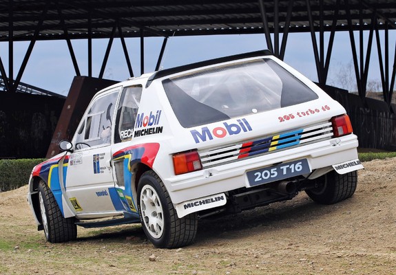 Images of Peugeot 205 T16 Rally Car 1984–85