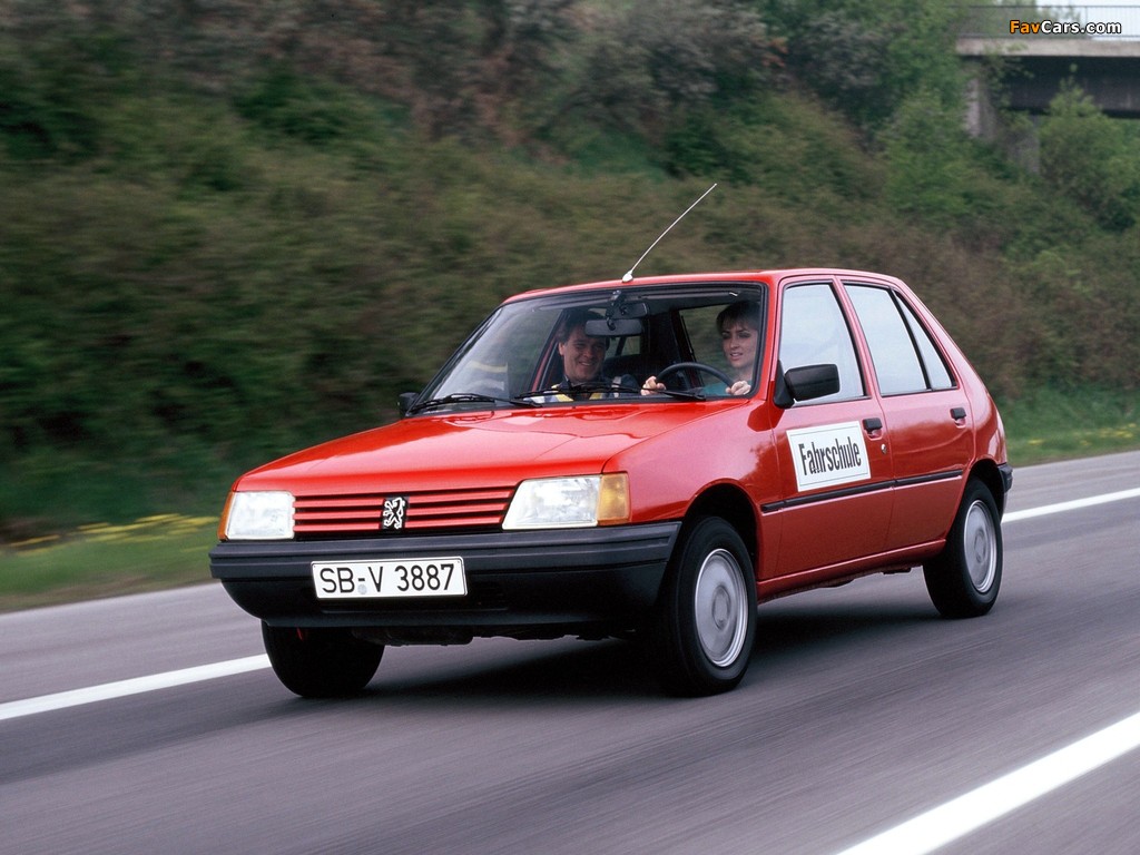 Peugeot 205 5-door 1983–98 images (1024 x 768)
