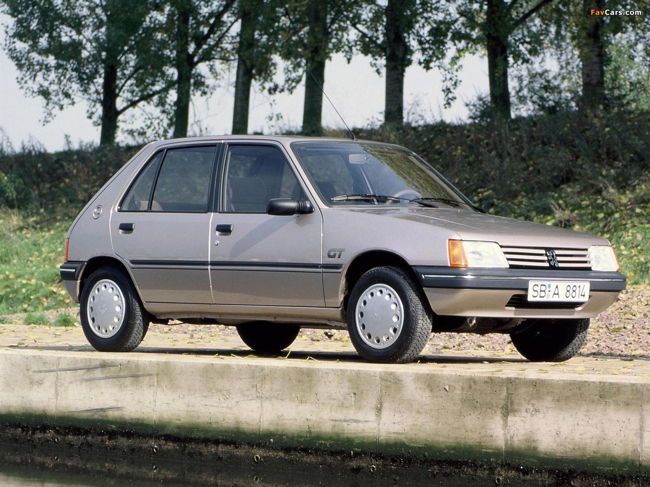 Peugeot 205 GT 5-door 1983–93 photos (1280 x 960)