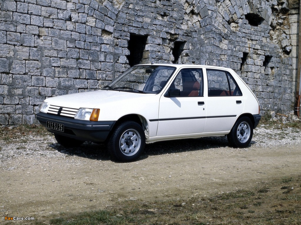 Peugeot 205 5-door 1983–98 pictures (1024 x 768)