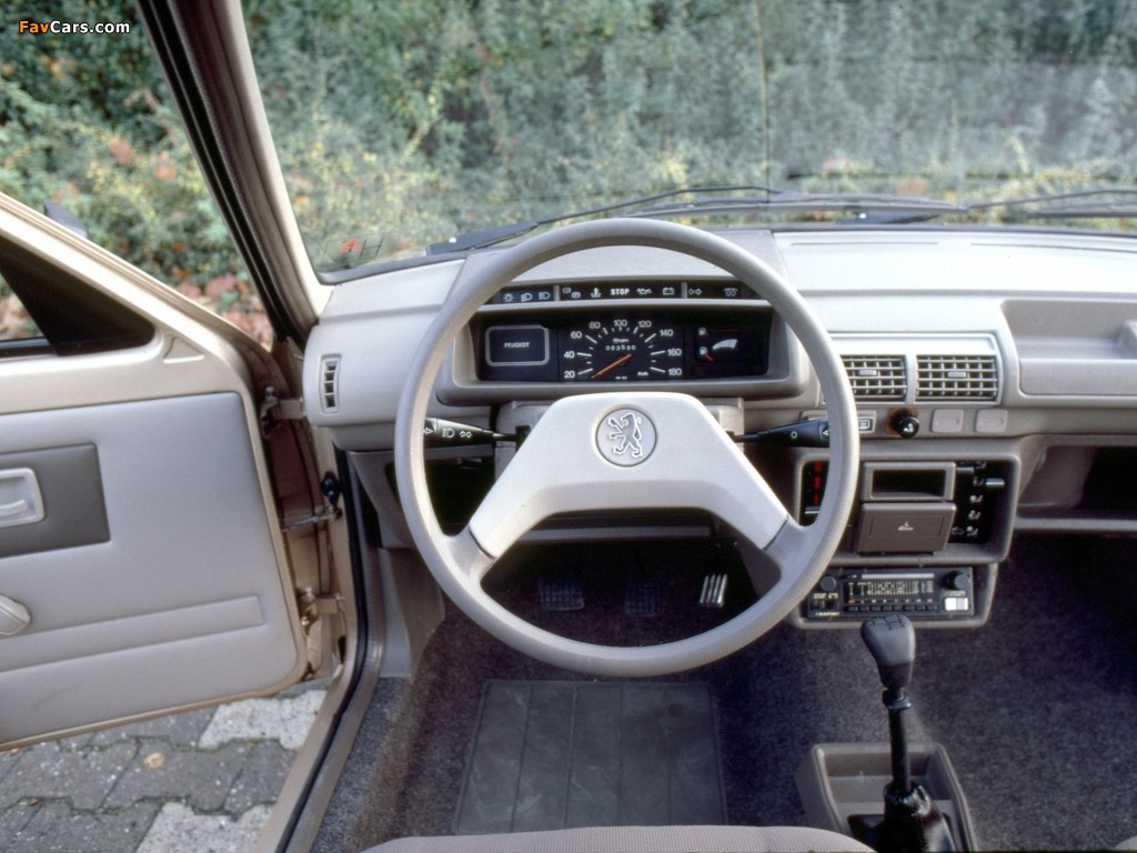 Peugeot 205 5-door 1983–98 pictures (1024 x 768)