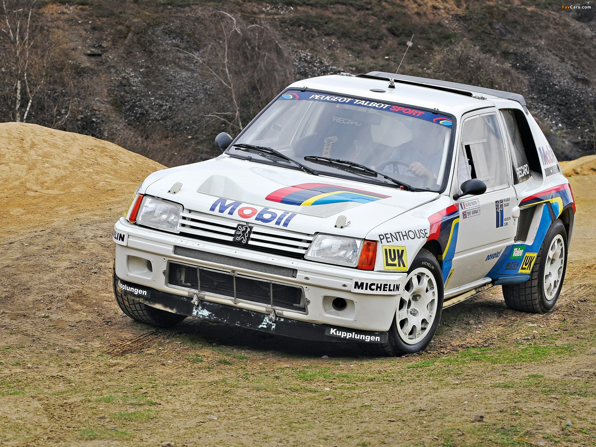 Peugeot 205 T16 Rally Car 1984–85 photos (2048 x 1536)