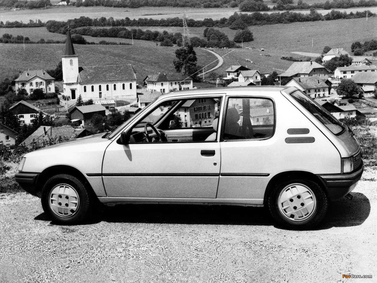 Peugeot 205 3-door 1984–98 pictures (1280 x 960)
