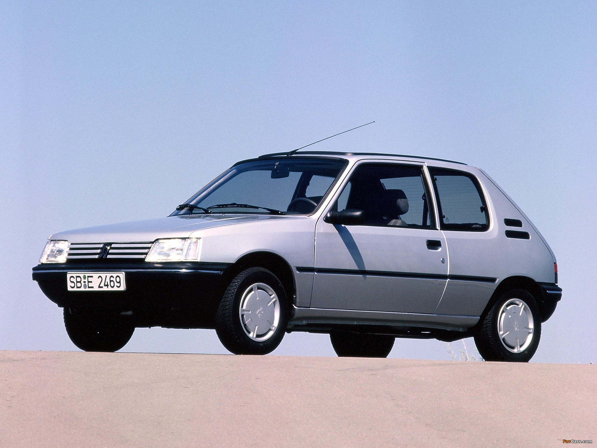 Peugeot 205 3-door 1990–98 photos (2048 x 1536)