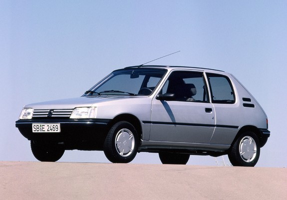 Peugeot 205 3-door 1990–98 photos