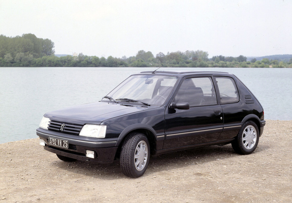 Peugeot 205 Gentry 1992–93 pictures