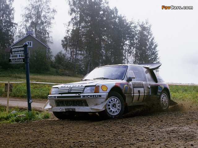 Photos of Peugeot 205 T16 Rally Car 1984–85 (640 x 480)
