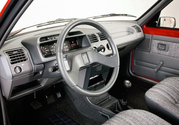 Photos of Peugeot 205 3-door 1984–98