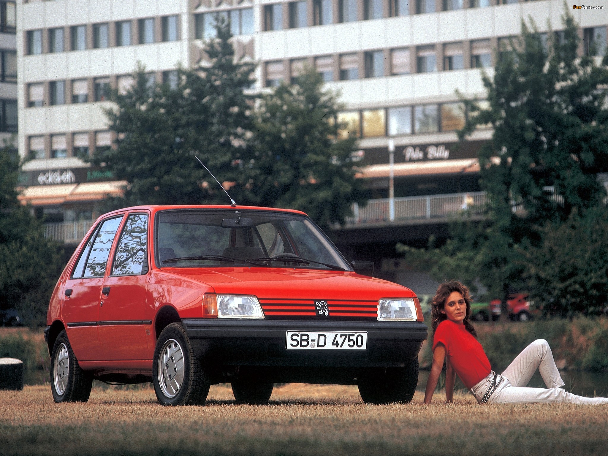 Pictures of Peugeot 205 5-door 1983–98 (2048 x 1536)