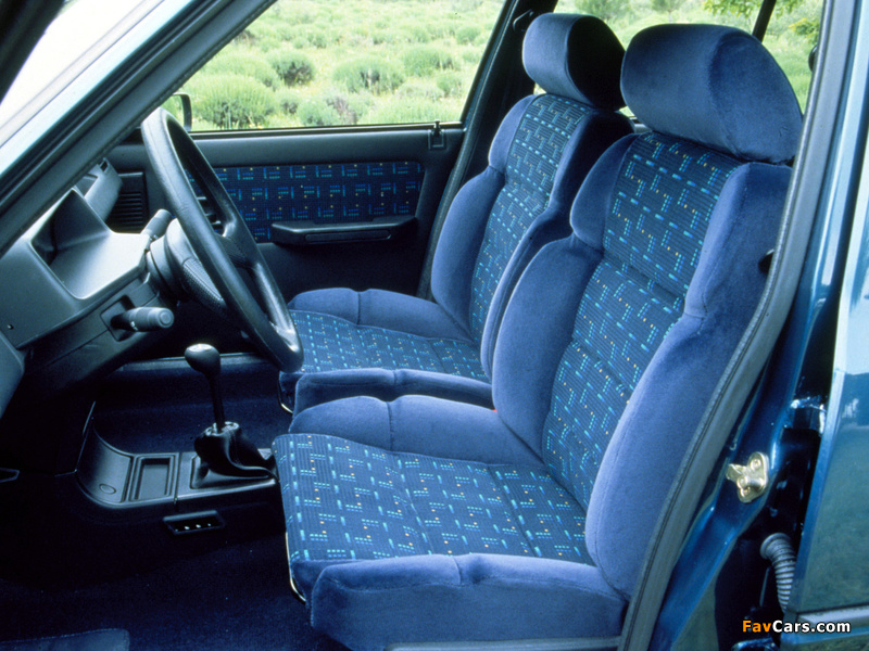 Pictures of Peugeot 205 GT 5-door 1983–93 (800 x 600)