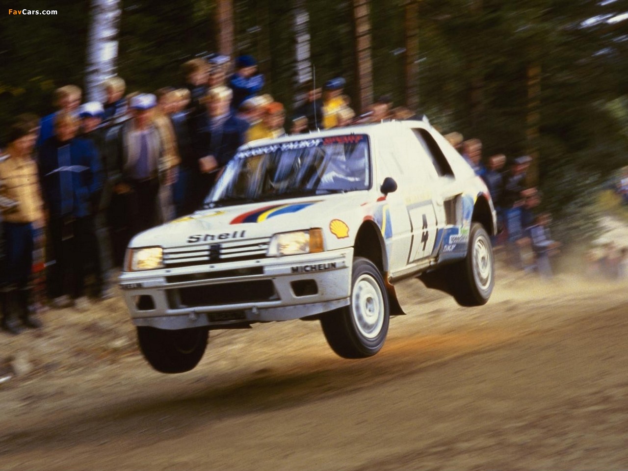 Pictures of Peugeot 205 T16 Rally Car 1984–85 (1280 x 960)