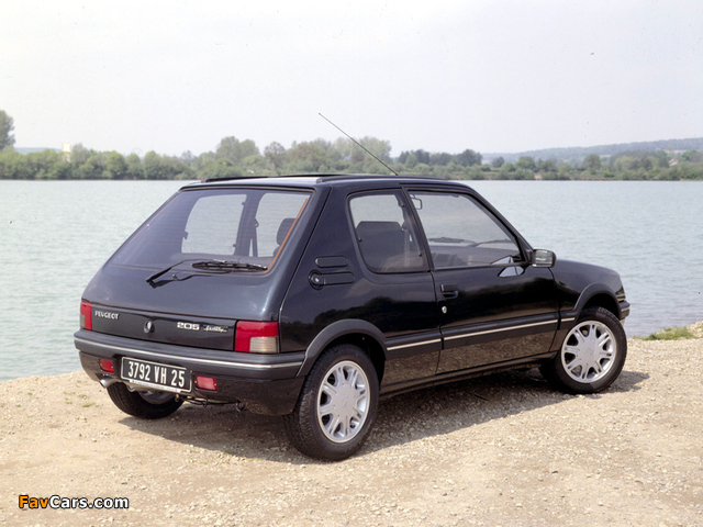 Peugeot 205 Gentry 1992–93 wallpapers (640 x 480)