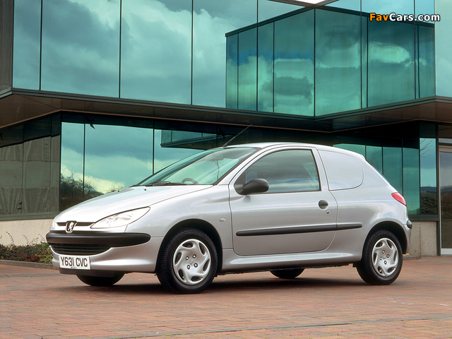 Peugeot 206 Van UK-spec 1998–2003 images (640 x 480)