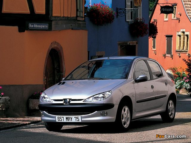 Peugeot 206 5-door 1998–2003 pictures (640 x 480)