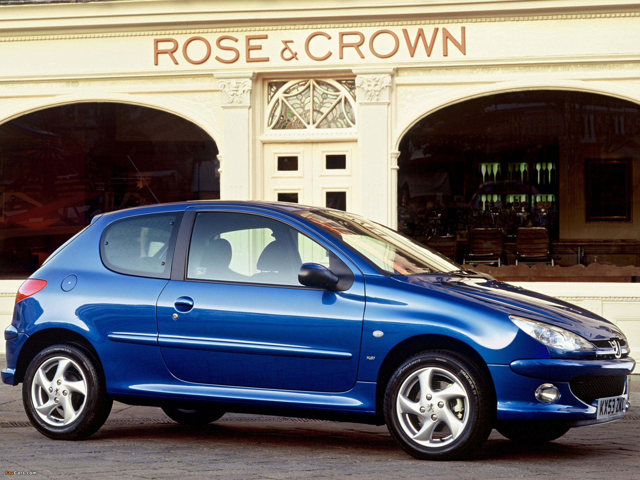 Peugeot 206 3-door UK-spec 2003–05 photos (2048 x 1536)