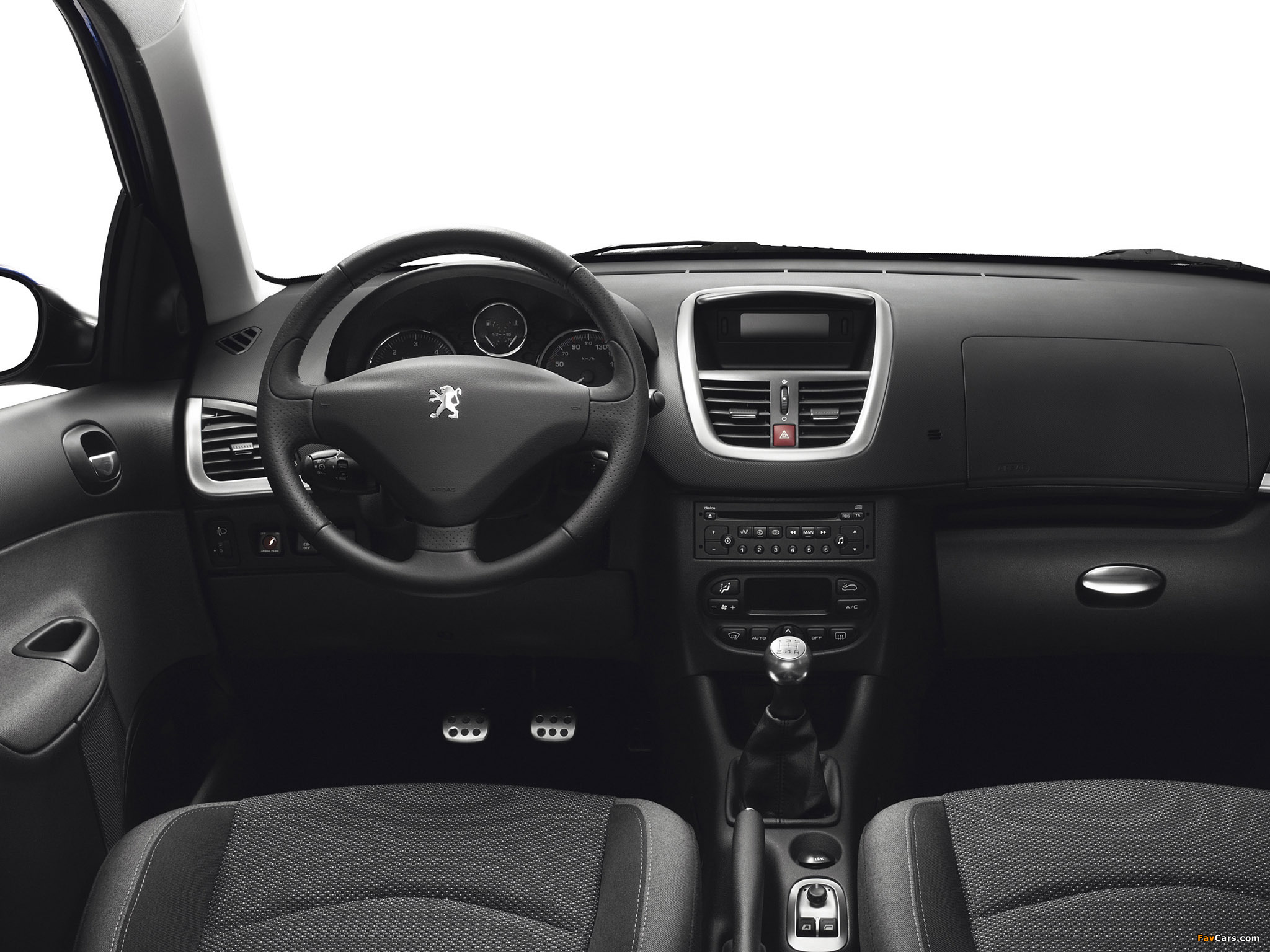 Pictures of Peugeot 206+ 5-door 2009–12 (2048 x 1536)