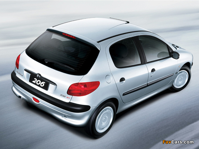 Peugeot 206 5-door 1998–2003 wallpapers (640 x 480)