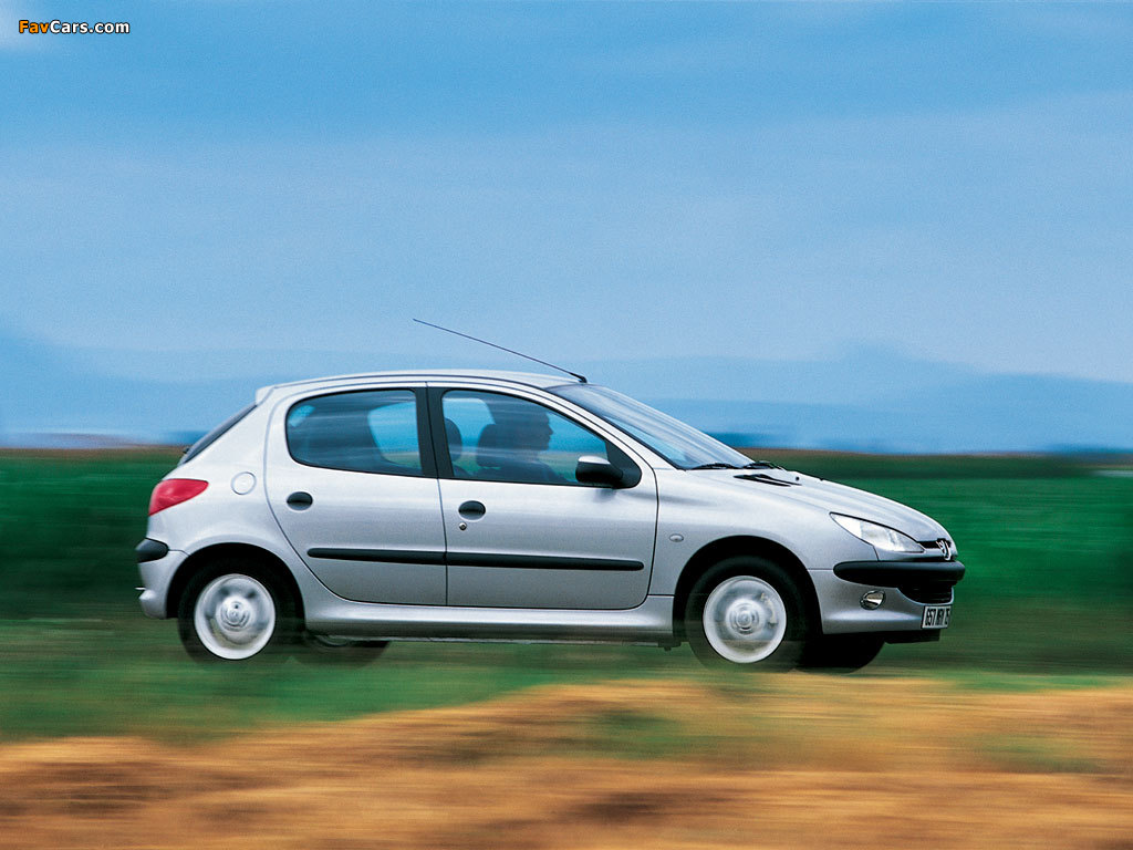 Peugeot 206 5-door 1998–2003 wallpapers (1024 x 768)