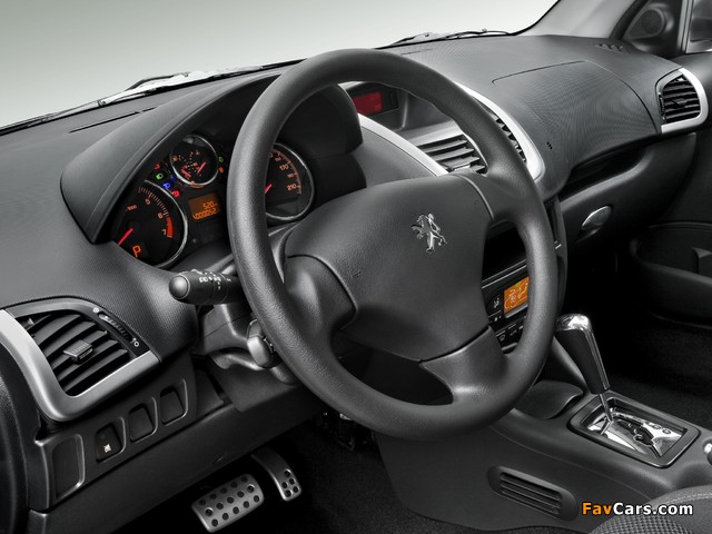Photos of Peugeot 207 SW BR-spec 2008 (640 x 480)