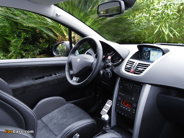 Images of Peugeot 207 RC 2007–09 (640 x 480)
