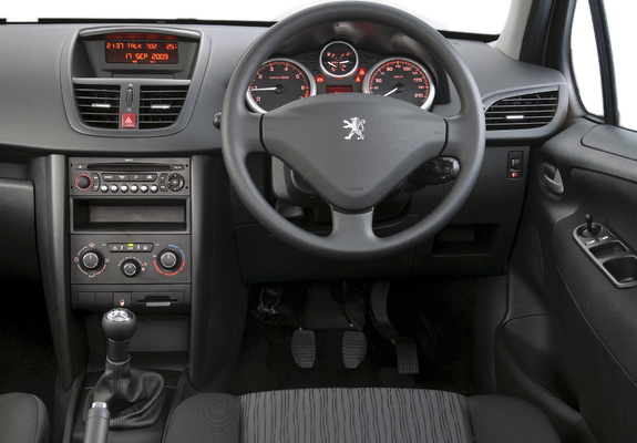 Images of Peugeot 207 3-door ZA-spec 2009–10