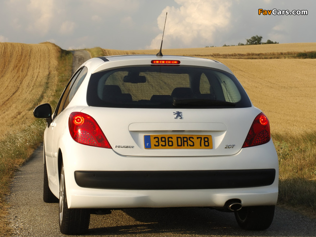 Peugeot 207 3-door 2006–09 wallpapers (640 x 480)