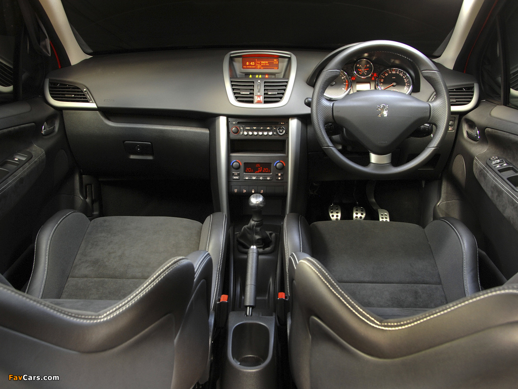 Peugeot 207 GTi ZA-spec 2007–10 pictures (1024 x 768)
