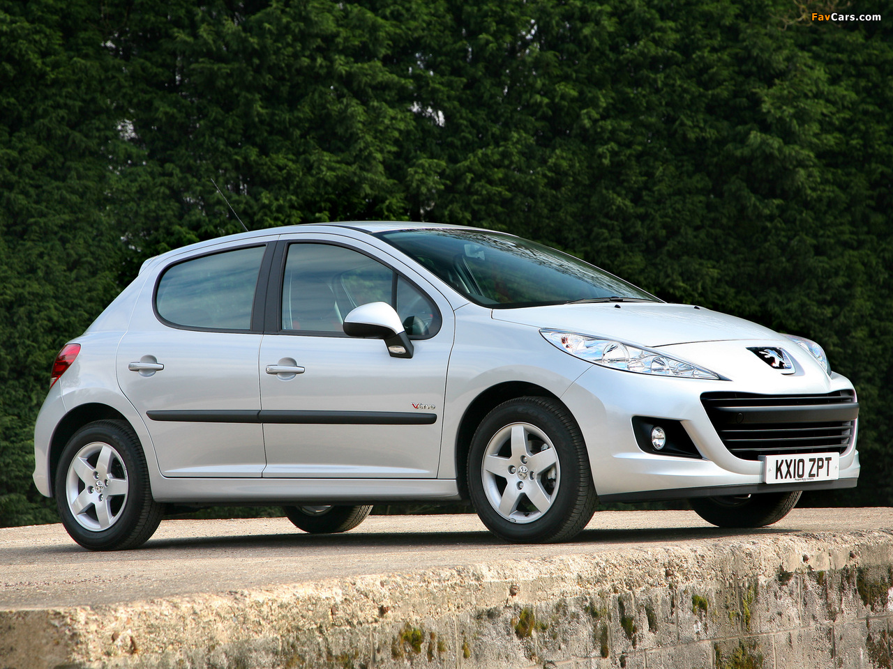 Peugeot 207 5-door Verve 2009 photos (1280 x 960)