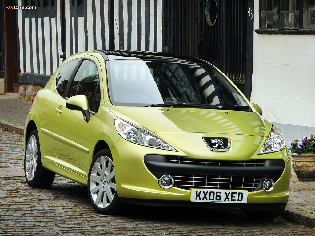 Photos of Peugeot 207 3-door UK-spec 2006–09 (1024 x 768)