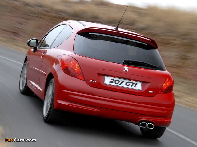 Photos of Peugeot 207 GTi ZA-spec 2007–10 (640 x 480)