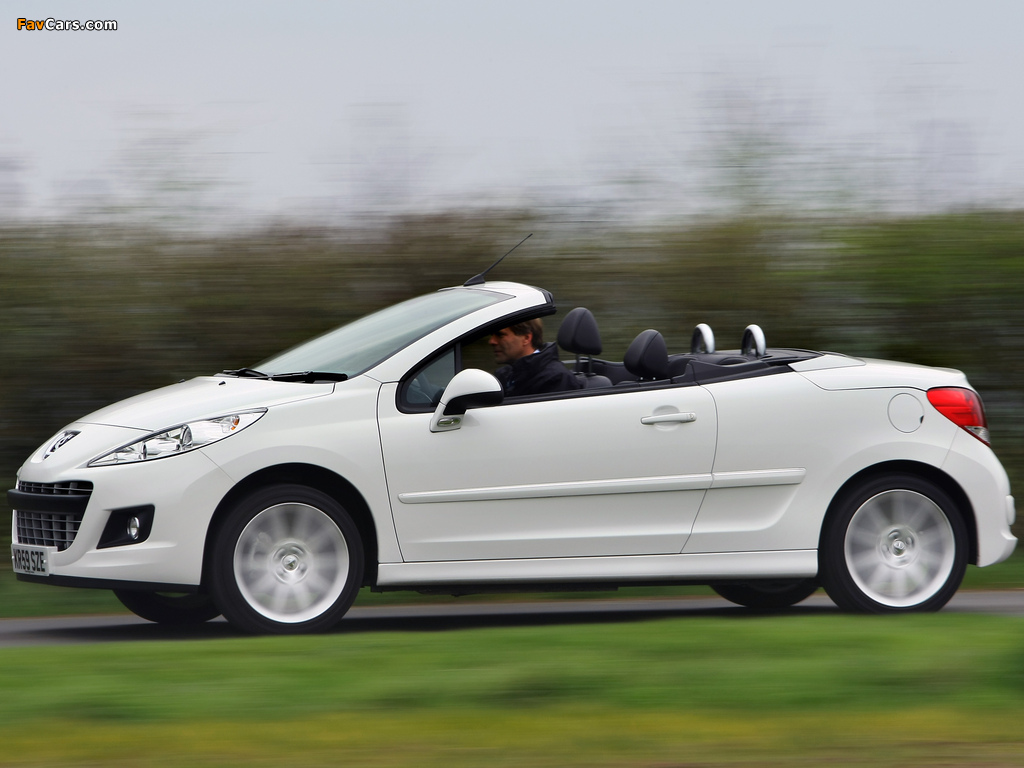 Photos of Peugeot 207 CC UK-spec 2009 (1024 x 768)