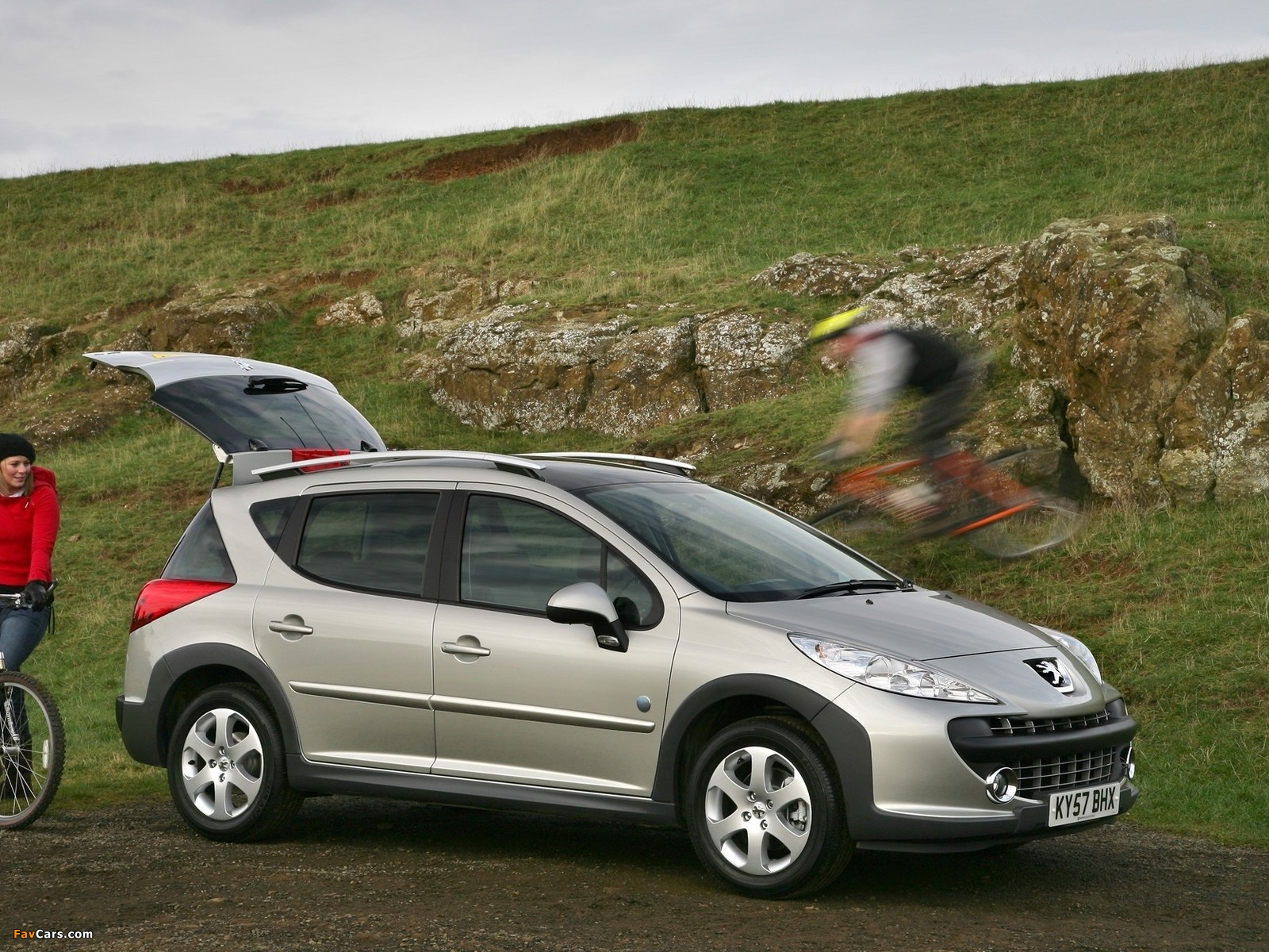 Pictures of Peugeot 207 SW Outdoor UK-spec 2007–09 (1600 x 1200)