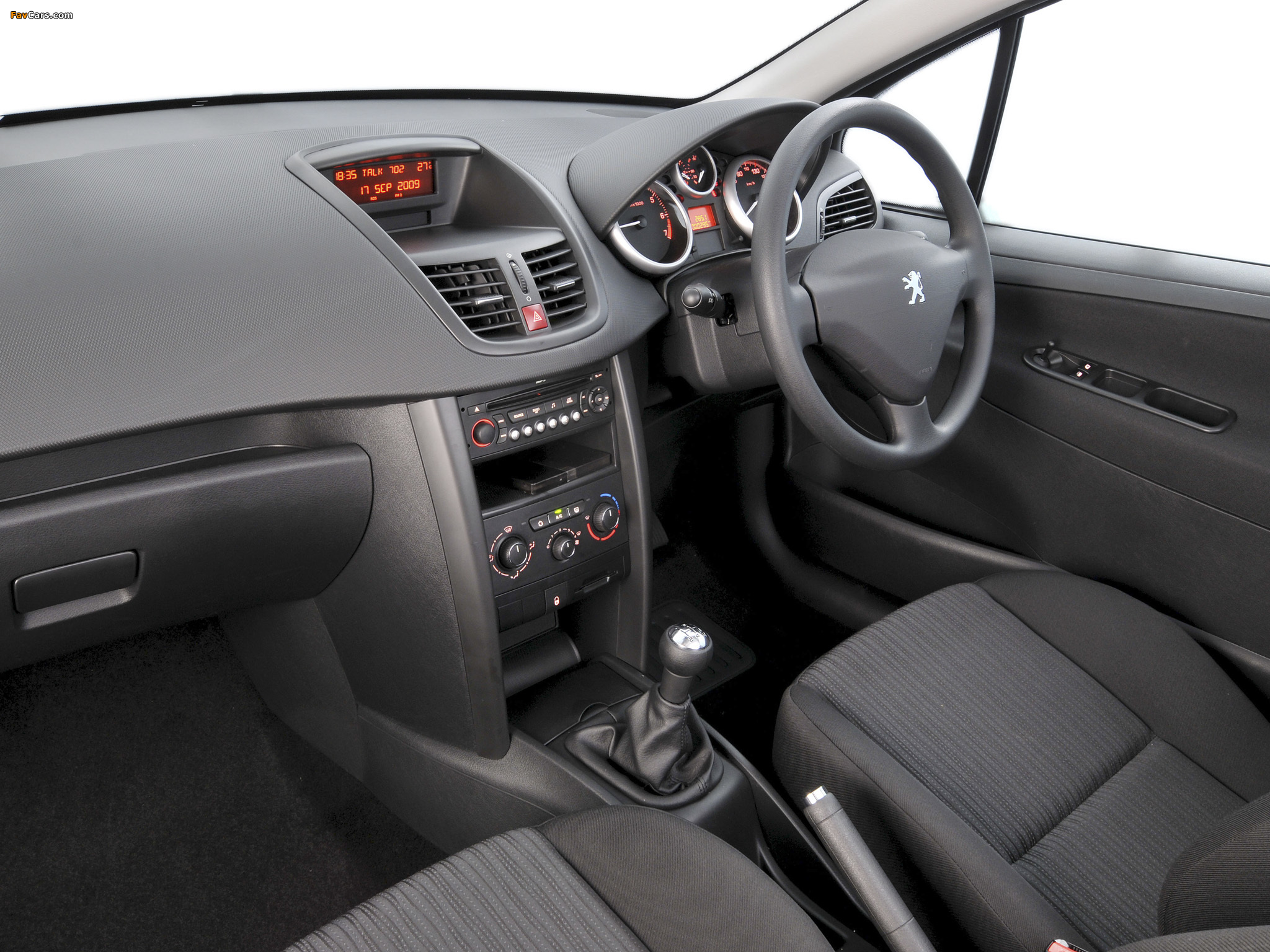 Pictures of Peugeot 207 3-door ZA-spec 2009–10 (2048 x 1536)