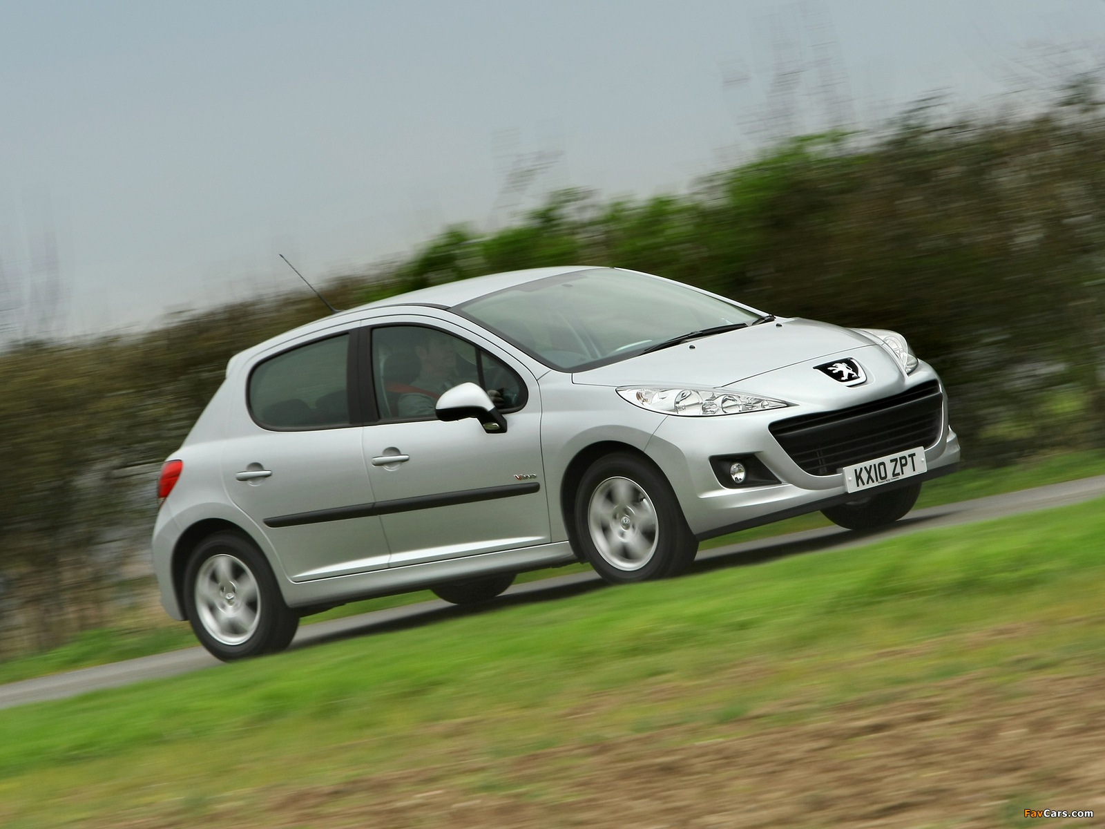 Pictures of Peugeot 207 5-door Verve 2009 (1600 x 1200)