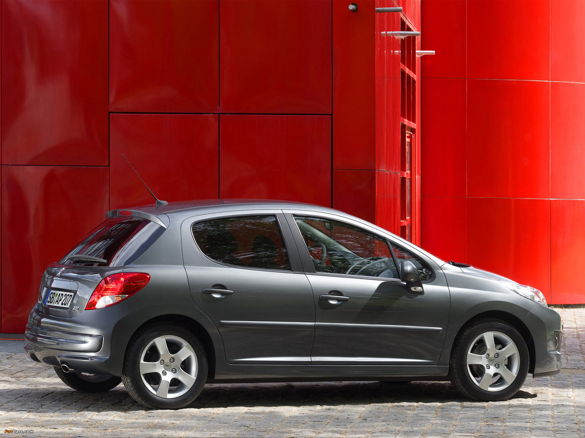 Peugeot 207 5-door 2009–12 wallpapers (2048 x 1536)