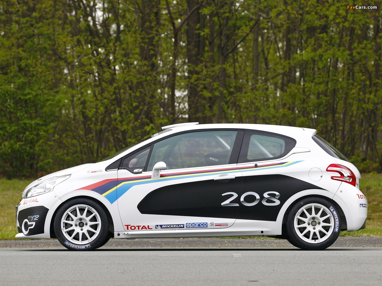 Peugeot 208 R2 2012 photos (1280 x 960)